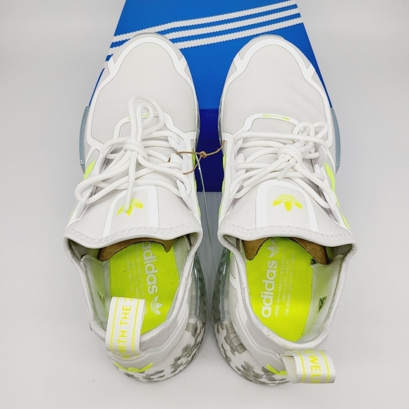 New Adidas NMD_R1 Men\'s Running Shoes Size 10.5 main image 9